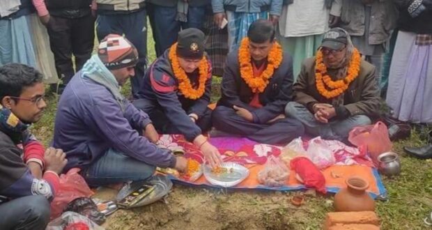 परोहा नपाको मेयर वकिलद्वारा अपांगता भएका बालबालिकाका लागि विद्यालय भवन शिलान्यास