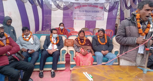 माधवनारायण नपाका सम्पुर्ण अपाङ्गहरुलाई जाडोबाट बच्न सिरक वितरण