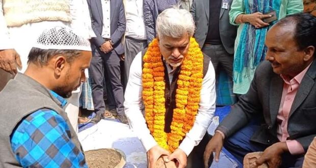 राष्ट्रिय मुस्लिम आयोगको पहलमा ईशनाथ ८ मनसरीमा विधालय भवनको शिलान्यास