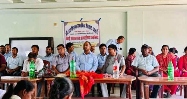 एसईईमा उतीर्ण विद्यार्थीहरूलाई मावि धरहरीद्वारा सम्मान तथा बिदाई