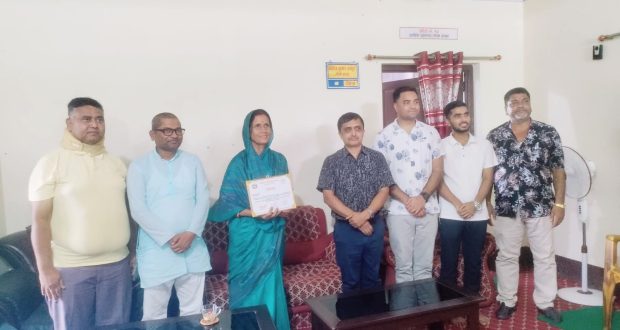 लेखापरीक्षणमा उत्कृष्टता देखाउँदै ईशनाथ नगरपालिका पुरस्कृत,आर्थिक अनुशासनमा मधेश प्रदेशमै अग्रणी