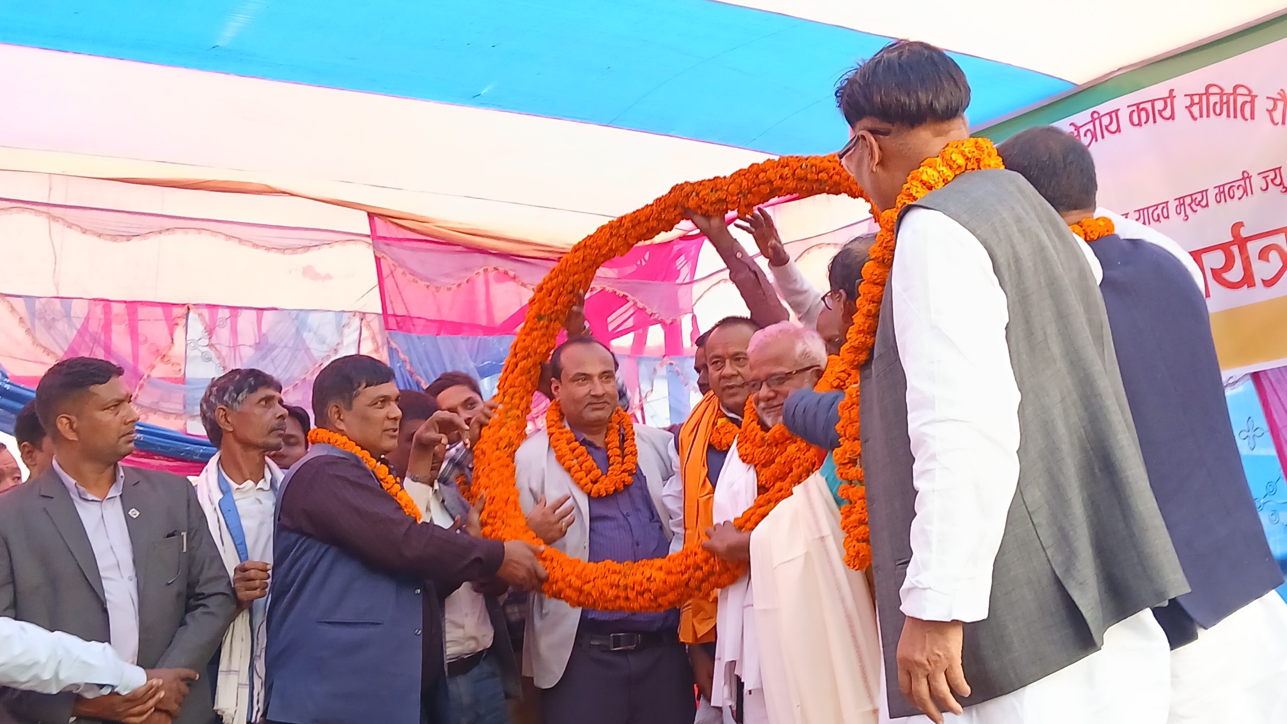 मधेश प्रदेशका नवनियुक्त मुख्यमन्त्री कृष्ण प्रसाद यादवलाई कटहरियामा भव्य स्वागत