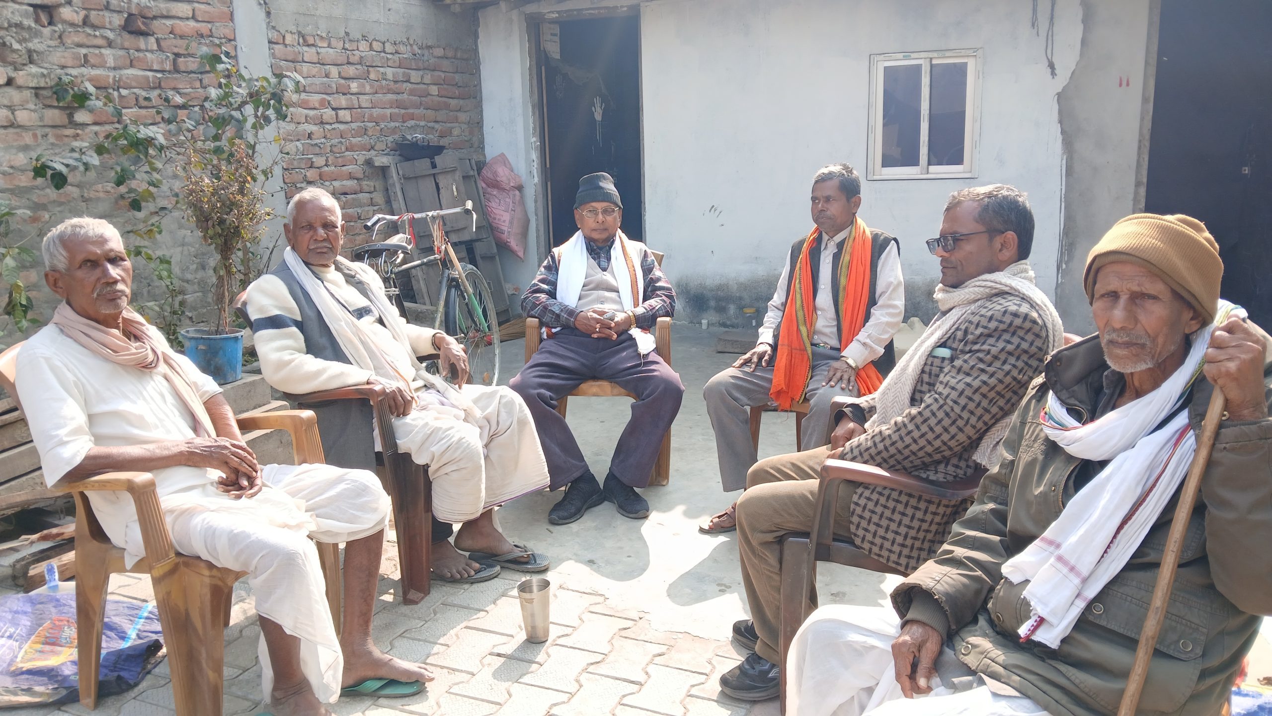 रौतहट-३ मा जसपा उम्मेदवार गोविन्द चौधरी राजनीतिक भेटघाटमा