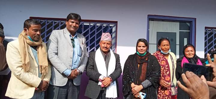 गरुडामा रहेको नविन गेष्ट हाउसमा माधव प्रचण्ड समुहको आगुवा कार्यकर्ता भेला