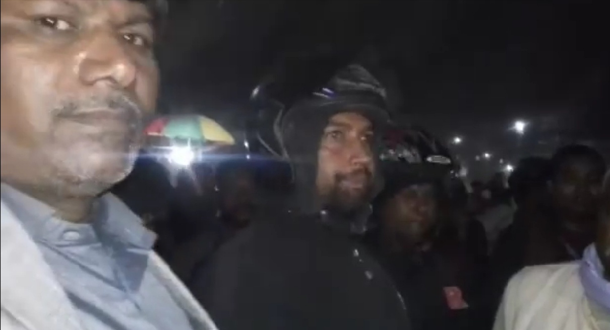 कटहरियामा नेकपा माधव प्रचण्ड समुहको मसाल जुलूस प्रदर्शन