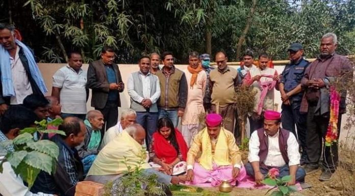 राज्य मन्त्री योगेन्द्र यादवले गरे दुर्गाभगवतीमा धर्मशालाको शिलान्यास