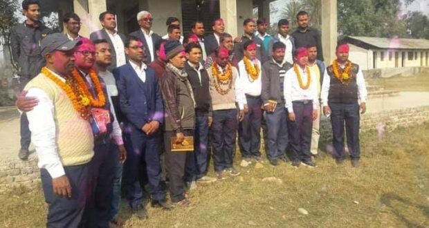 जिल्लाको एक माध्यमिक विधालयका सात जना शिक्षकहरुलाइ विदाई