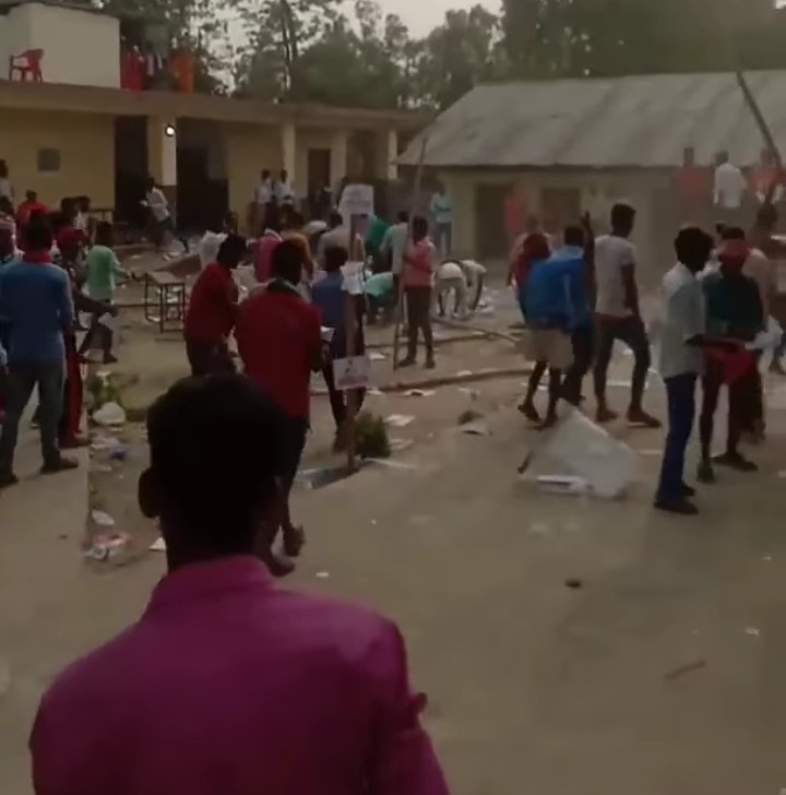 रौतहटको बौधिमाई -२ इनर्वामा स्थानीयद्वारा मतपेटिका गरियो नष्ट