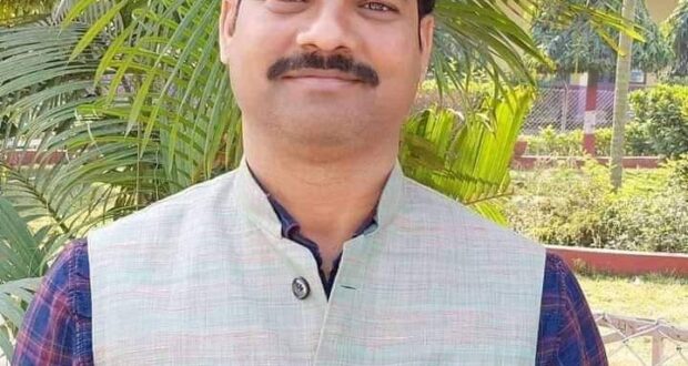 जसपाको जिल्ला अध्यक्ष पूर्वमेयर पटेलद्वारा पार्टी परित्याग ।