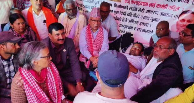 अधुरो पुल बनाउने सहमतिपछि पत्रकार सहनीले चार दिने आमरण अनशन तोरे