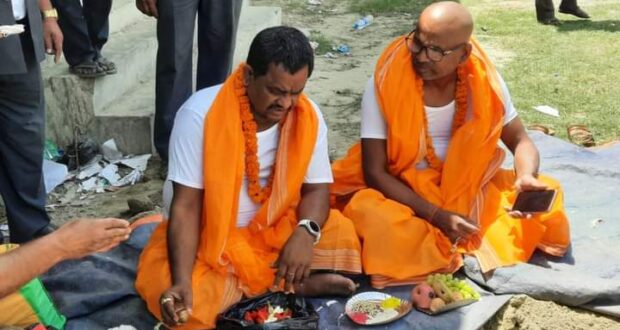 बृन्दावनमा ४५ लाखको लागतमा ६ कोठे विधालय भवनको शिलान्यास ।बृन्दावनमा ४५ लाखको लागतमा ६ कोठे विधालय भवनको शिलान्यास ।