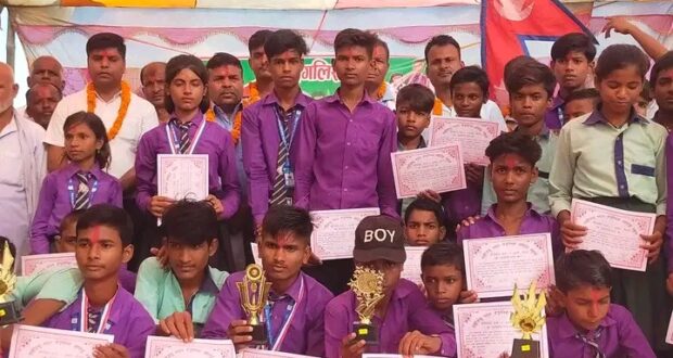 बौधिमाई -२ को राईजिङ्ग स्टार स्कुलमा विभिन्न कार्यक्रम गरि बाल दिवस मनाइयो ।