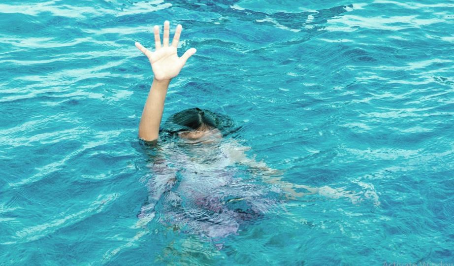 ईनर्वा लालबकैया नदीमा डुबेर एक बालिकाको मृत्यु ।