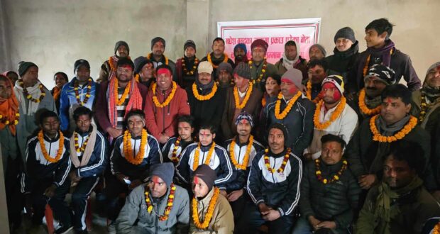 बैंकिङ लुट विरुद्धको मधेस बन्दका क्रममा पक्राउ परेकालाई सम्मान ।