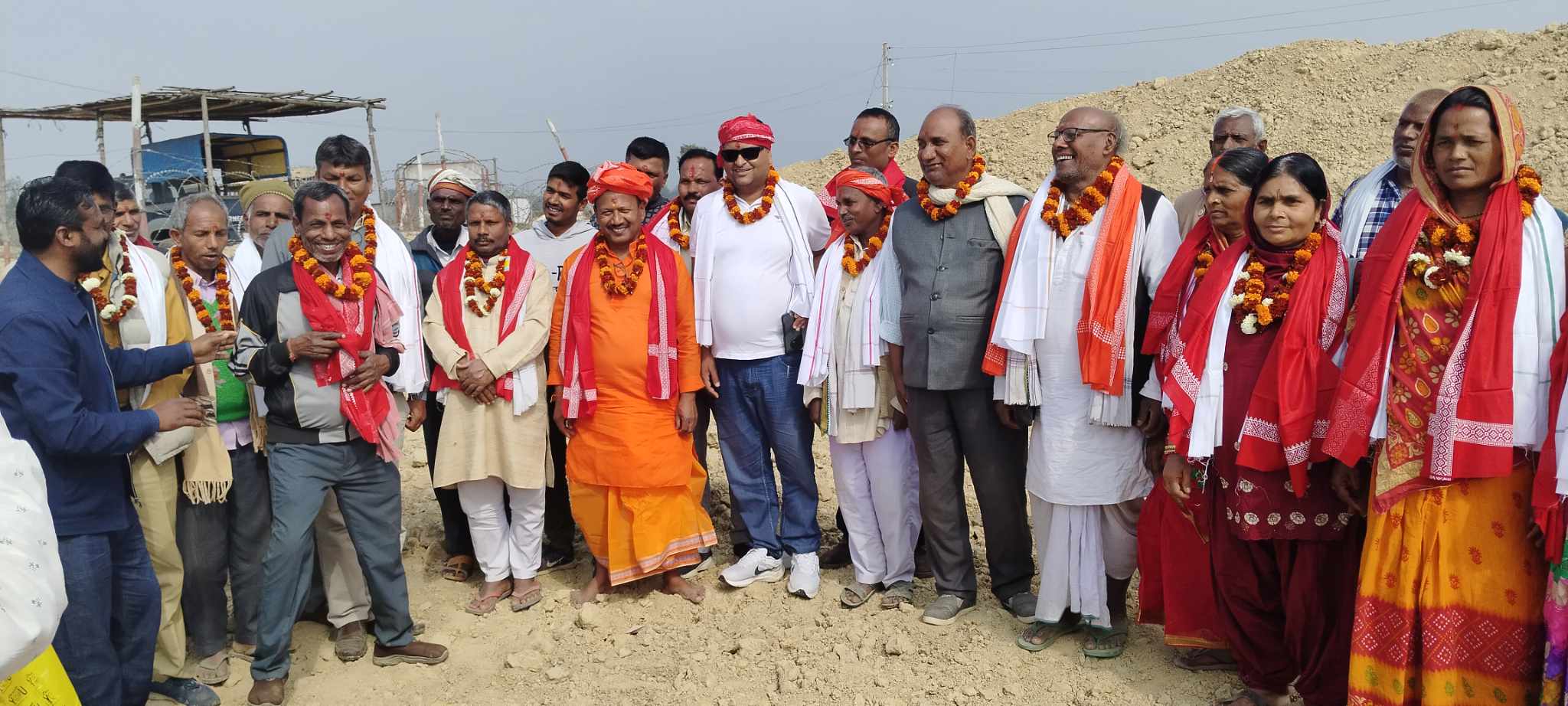 बाराको पचरौता-७ बेनौलीमा मेयर जलन्धर सिंहद्वारा एकै दिन २ शिलान्यास ।