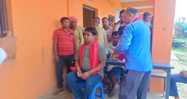 परोहाको श्री अन्होतीलाल मा वि मा नि:शुल्क आँखा शिविर सम्पन्न