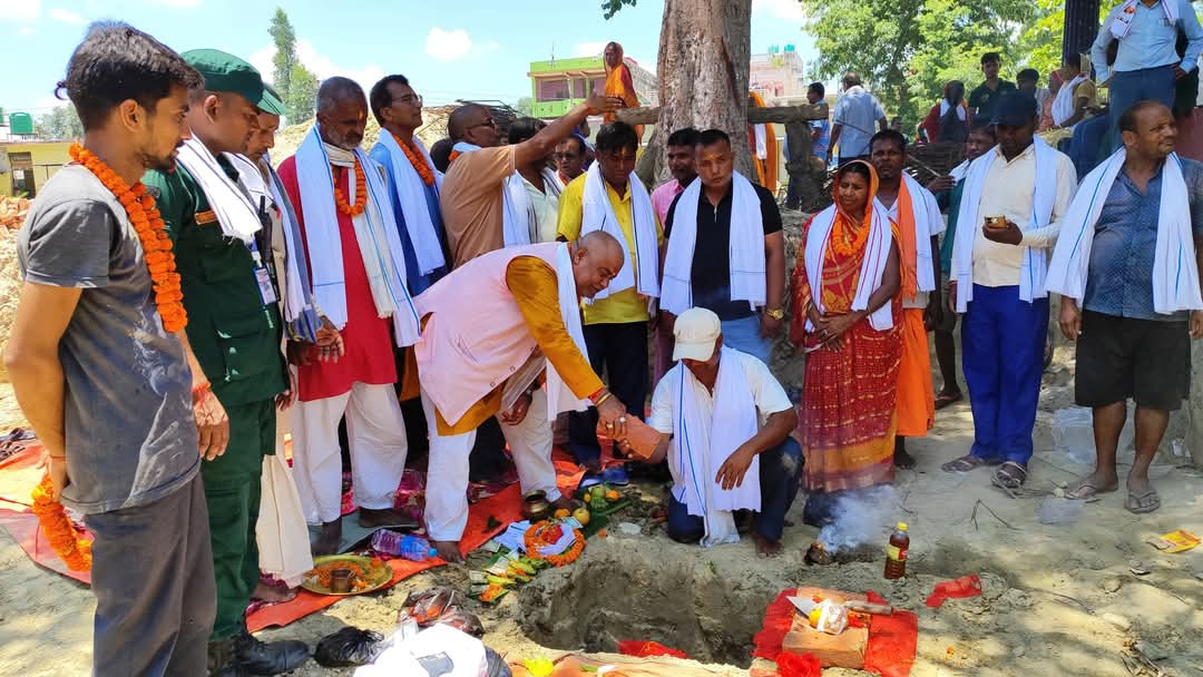 नमूना मावि गरुडामा ९१ लाखको लागतमा प्रशासकीय भवन निर्माण हुँदै,शिक्षा गुणस्तरमा नगरपालिकाको जोड