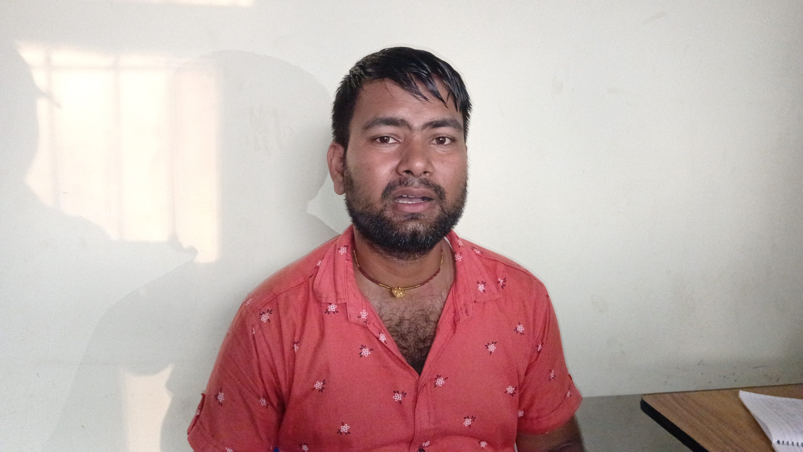 प्रहरीकै धाक देखाएर वर्षौ देखी यातना दिईरहेको छ: पीड़ित राजकिशोर साह