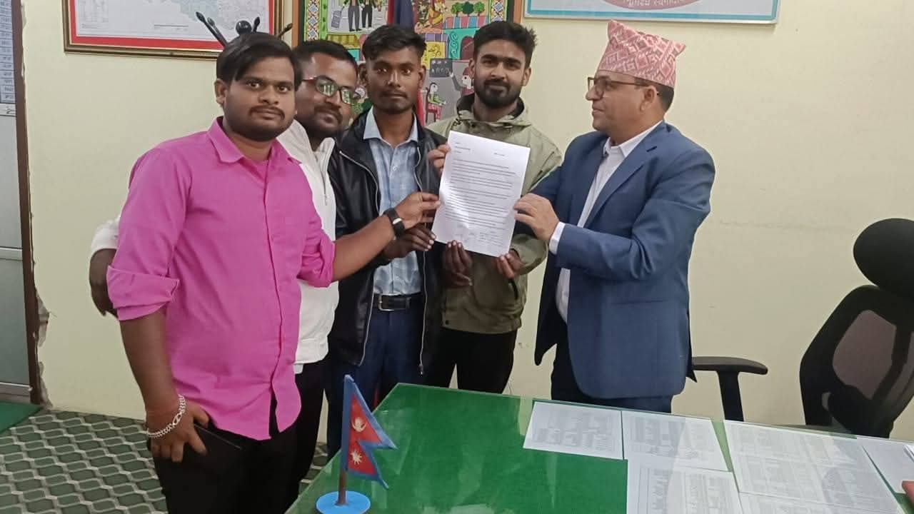 रौतहटमा लागू औषध दुर्व्यसनविरुद्ध युवाहरूको सशक्त पहल, सीडीओलाई ज्ञापनपत्र