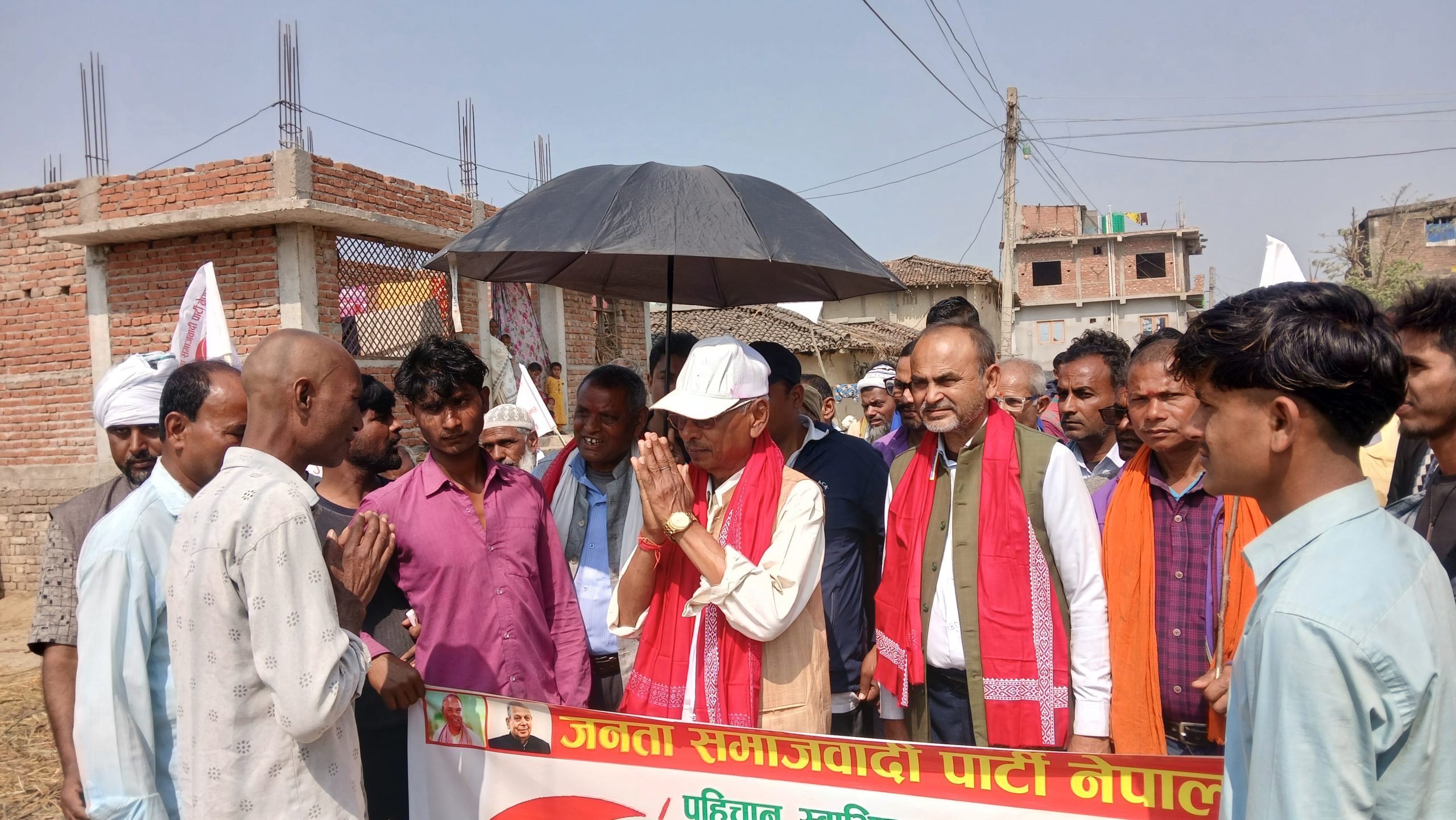 रौतहट-३ मा परिवर्तनको सन्देश : सन्तपुरमा गोविन्द चौधरीको भव्य घरदैलो