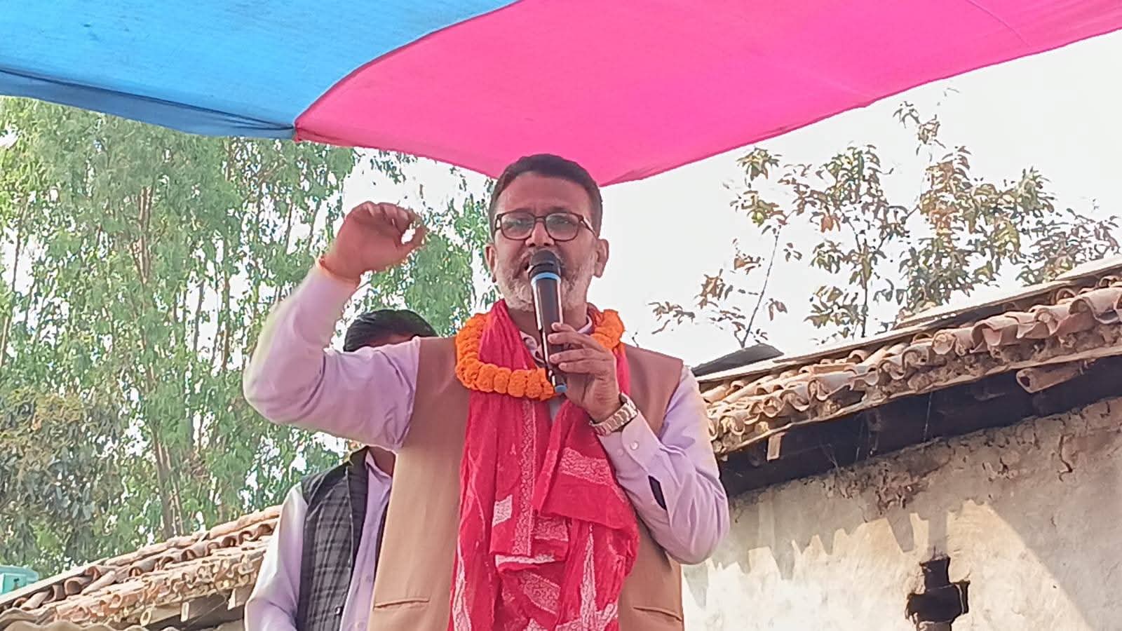 रौतहट-३ मा गोविन्द चौधरीलाई जिताएर केन्द्र-प्रदेश समन्वय गर्ने मन्त्री गुप्ताको प्रतिबद्धता