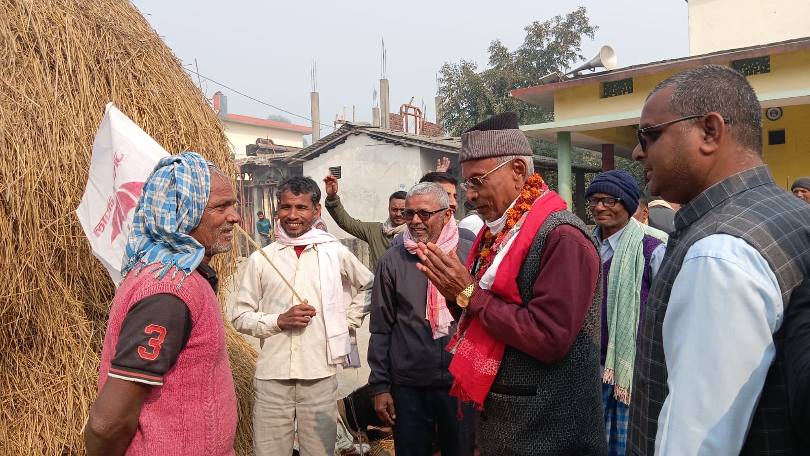 रौतहट-३ मा गोविन्द चौधरीको घरदैलो तीव्र, महम्मदपुरमा मतदाताको उत्साह