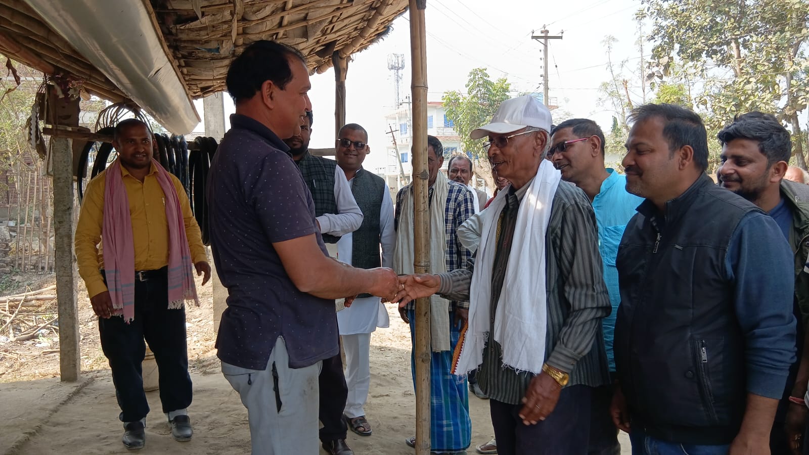 बालचनपुरदेखि जंगलसहिया सडक ‘लाइफलाइन’ बनेको भन्दै चौधरीलाई समर्थन