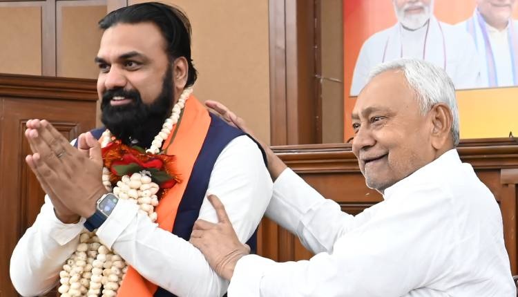 भारत बिहारको नयाँ मुख्यमन्त्री पदमा सम्राट चौधरीले लिए शपथ