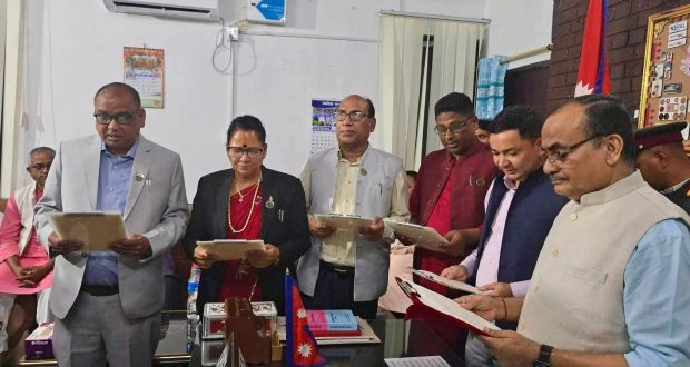 मधेश प्रदेशमा ५ नवनियुक्त मन्त्रीले पद तथा गोपनीयताको लिए शपथ