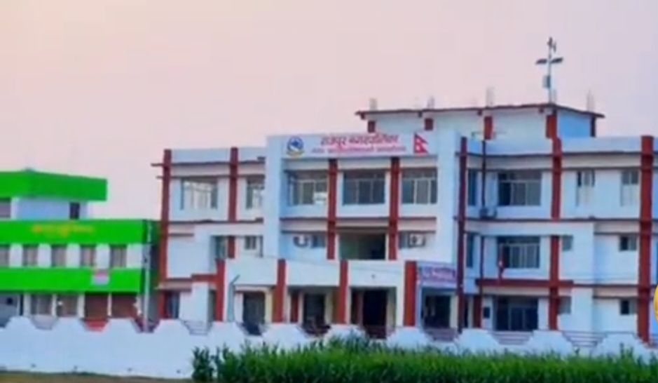 राजपुर नगरपालिकाद्वारा सार्वजनिक सडक अतिक्रमण हटाउन ७ दिने सूचना जारी